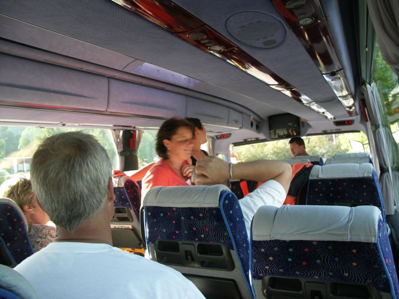 Preload previous image